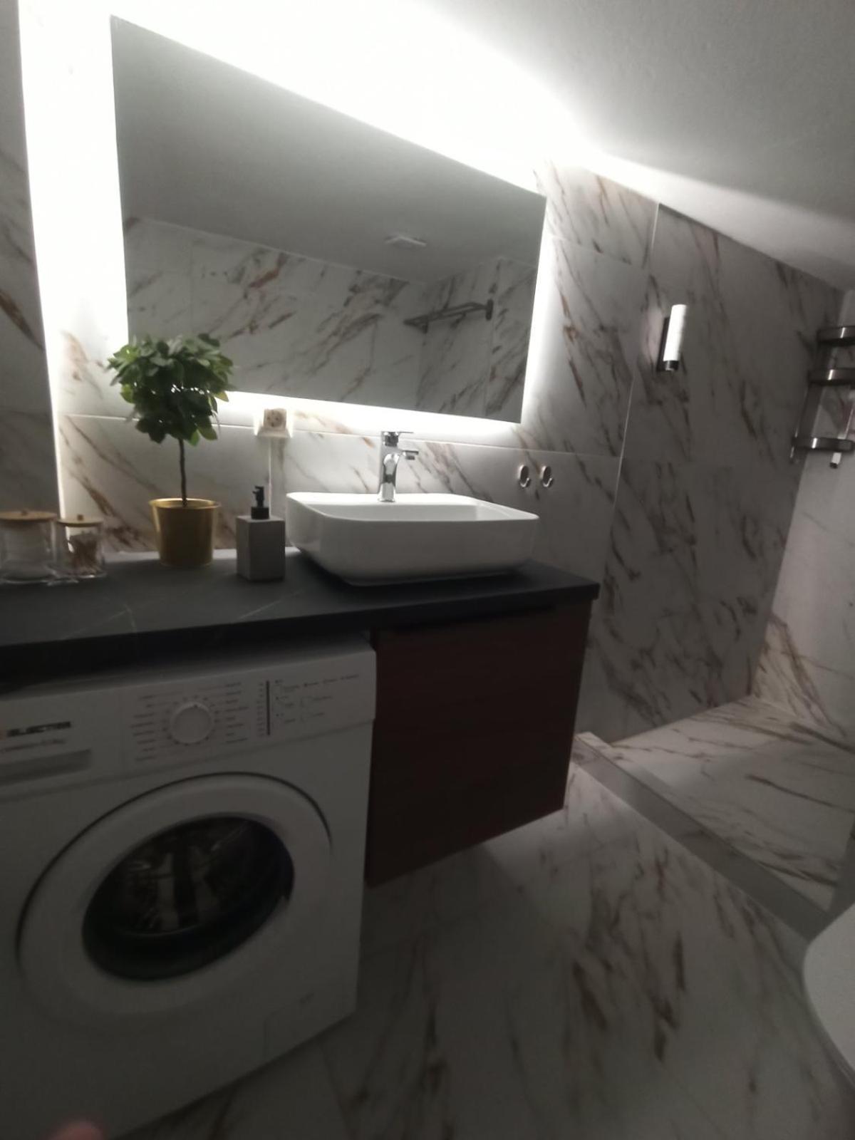 Down Town Luxurious Apartments 4 أليكسانثيربوليس المظهر الخارجي الصورة